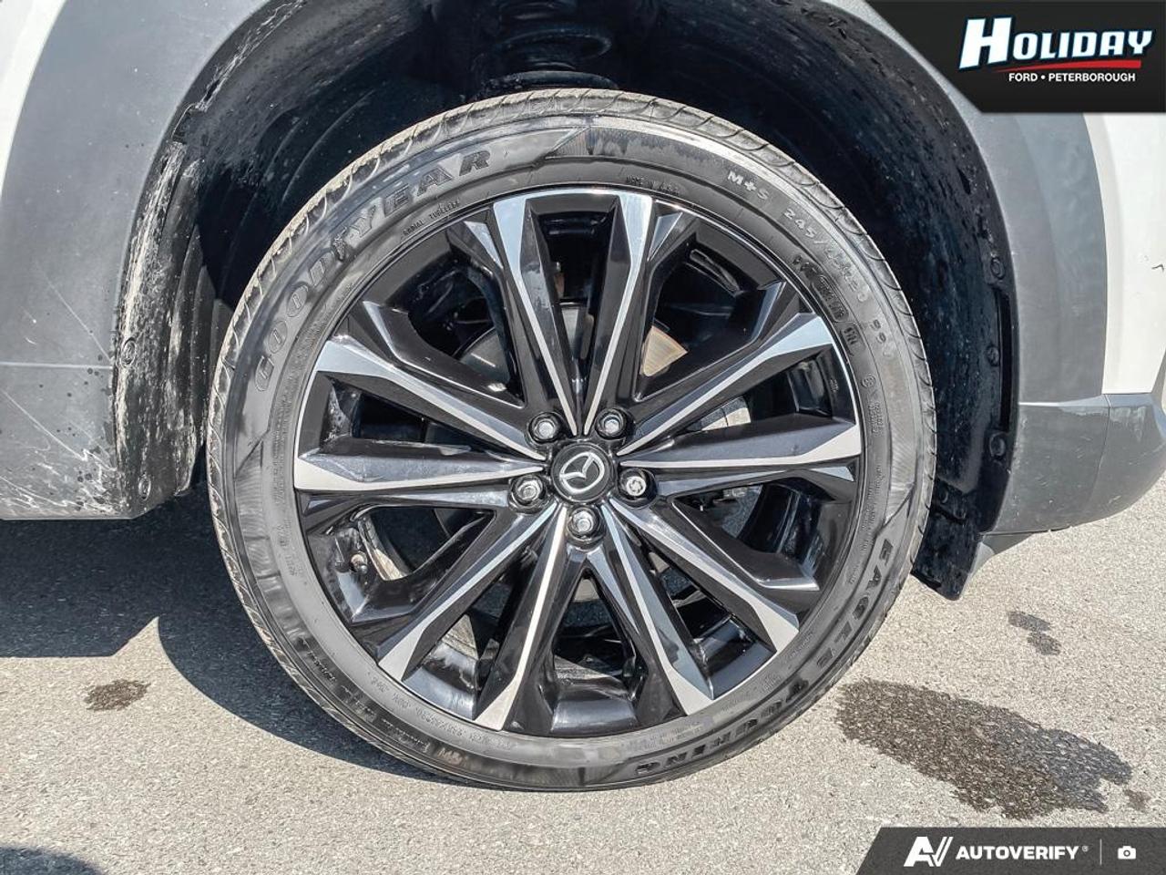 14590713.829129179