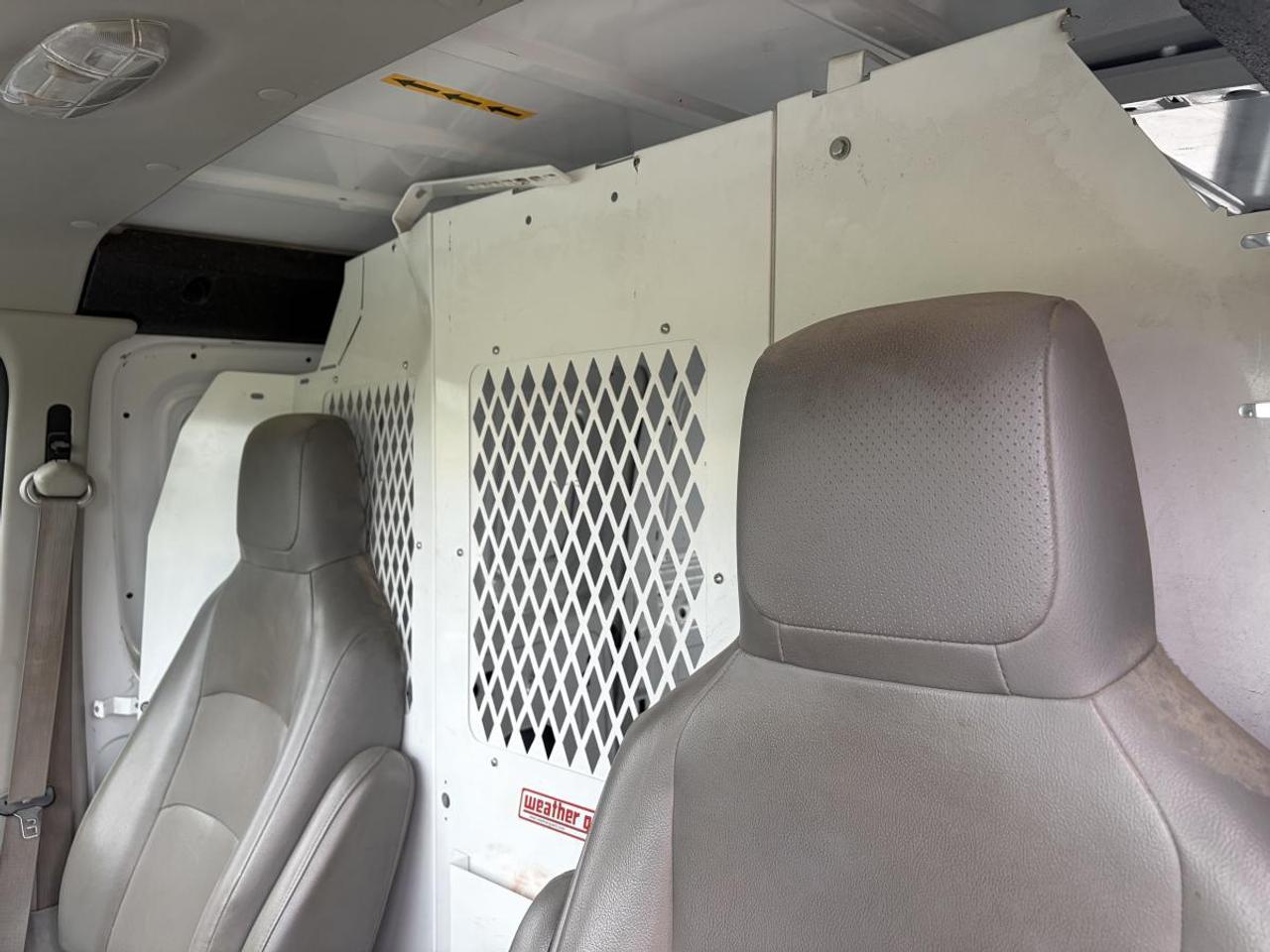 2014 Ford Econoline ECONOLINE VAN SUPER E250 Photo