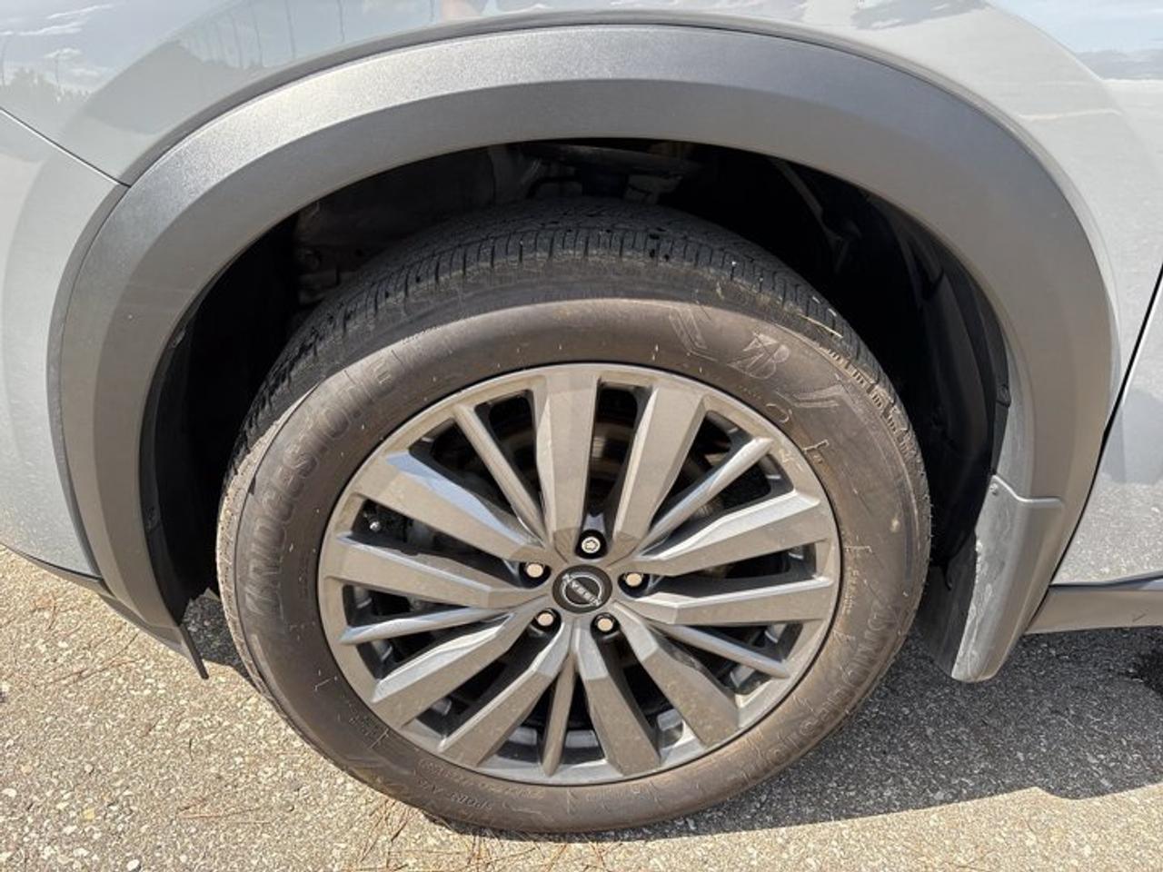 2025 Nissan Pathfinder SL AWD | No Accidents | 360 Camera | Panoramic Roof Photo
