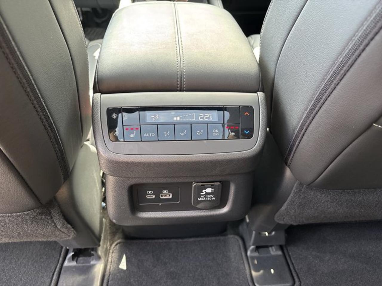 2025 Nissan Pathfinder SL AWD | No Accidents | 360 Camera | Panoramic Roof Photo