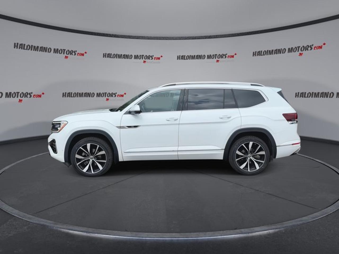 2024 Volkswagen Atlas Execline R-line 4WD | No Accidents | Pano. Sunroof Photo