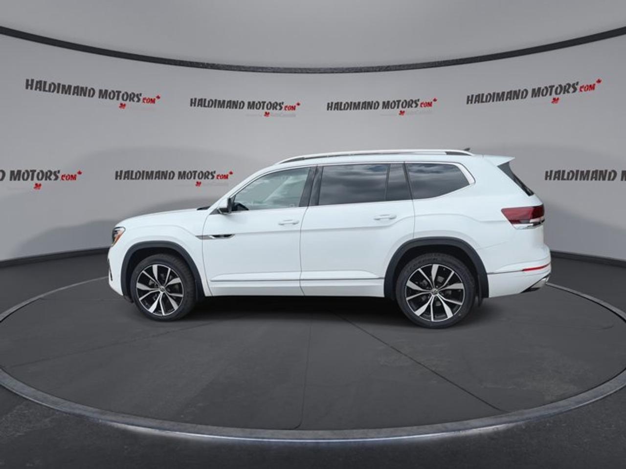 2024 Volkswagen Atlas Execline R-line 4WD | No Accidents | Pano. Sunroof Photo