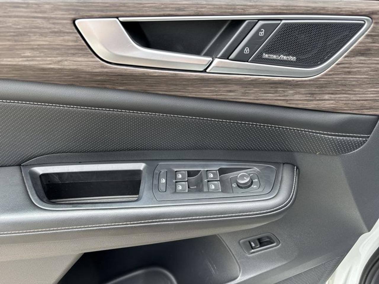 2024 Volkswagen Atlas Execline R-line 4WD | No Accidents | Pano. Sunroof Photo