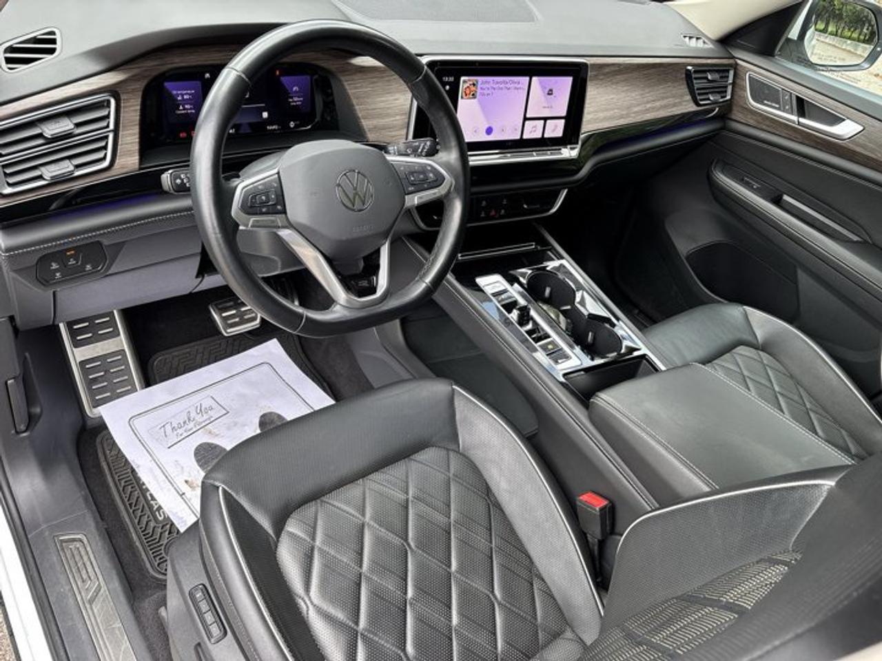 2024 Volkswagen Atlas Execline R-line 4WD | No Accidents | Pano. Sunroof Photo