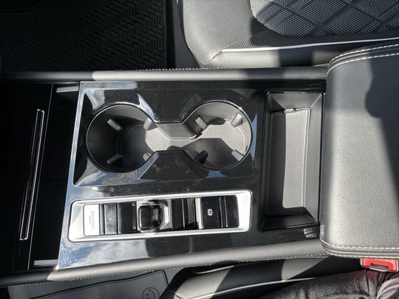 2024 Volkswagen Atlas Execline R-line 4WD | No Accidents | Pano. Sunroof Photo