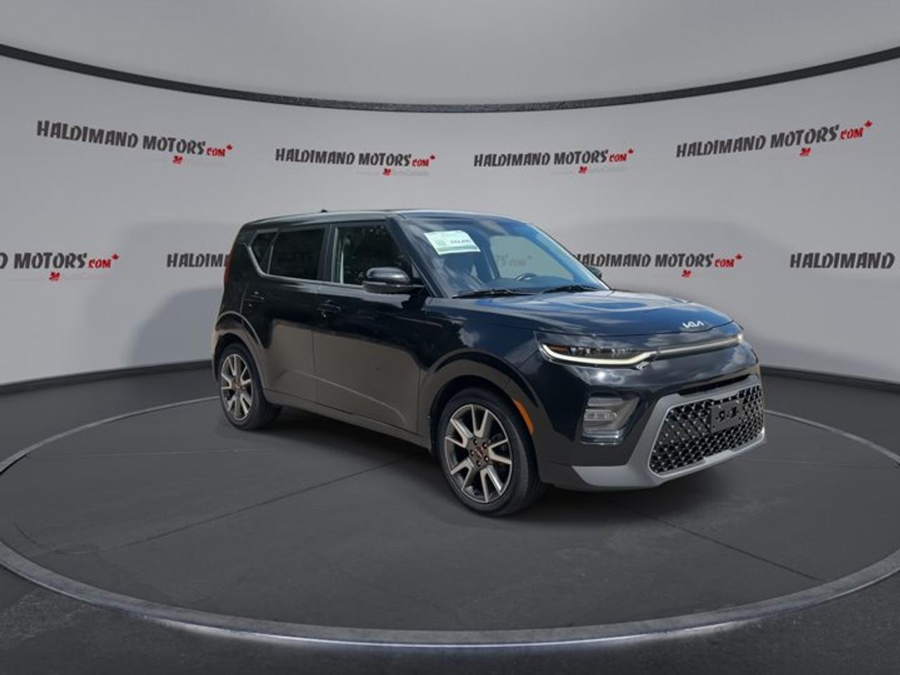 2022 Kia Soul EX | No Accidents | One Owner | Sunroof | Heated Steering Photo1
