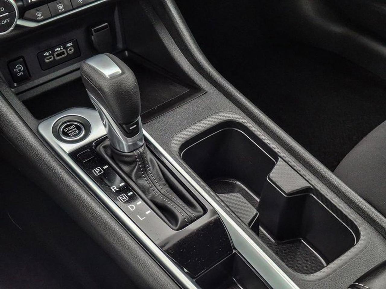2024 Nissan Sentra SV | Sunroof | Heated Seats | Smart Cruise | CarPlay + Android | Remote Start | Rear Cam and More ! Photo