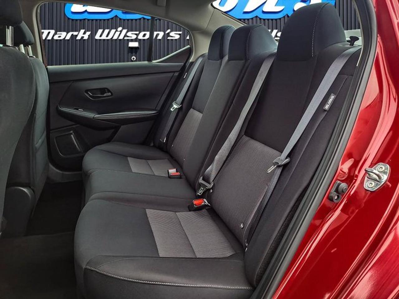 2024 Nissan Sentra SV | Sunroof | Heated Seats | Smart Cruise | CarPlay + Android | Remote Start | Rear Cam and More ! Photo