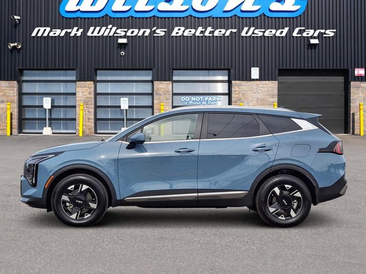 2026 Kia Sportage LX AWD | Heated Seats | Smart Cruise | Lane Keep Assist | Parking Sensors | Carplay and More ! Photo5