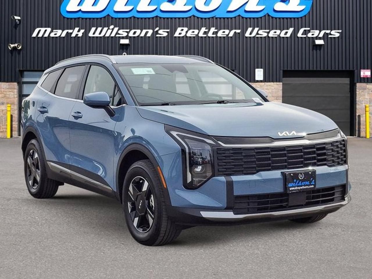 2026 Kia Sportage LX AWD | Heated Seats | Smart Cruise | Lane Keep Assist | Parking Sensors | Carplay and More ! Photo