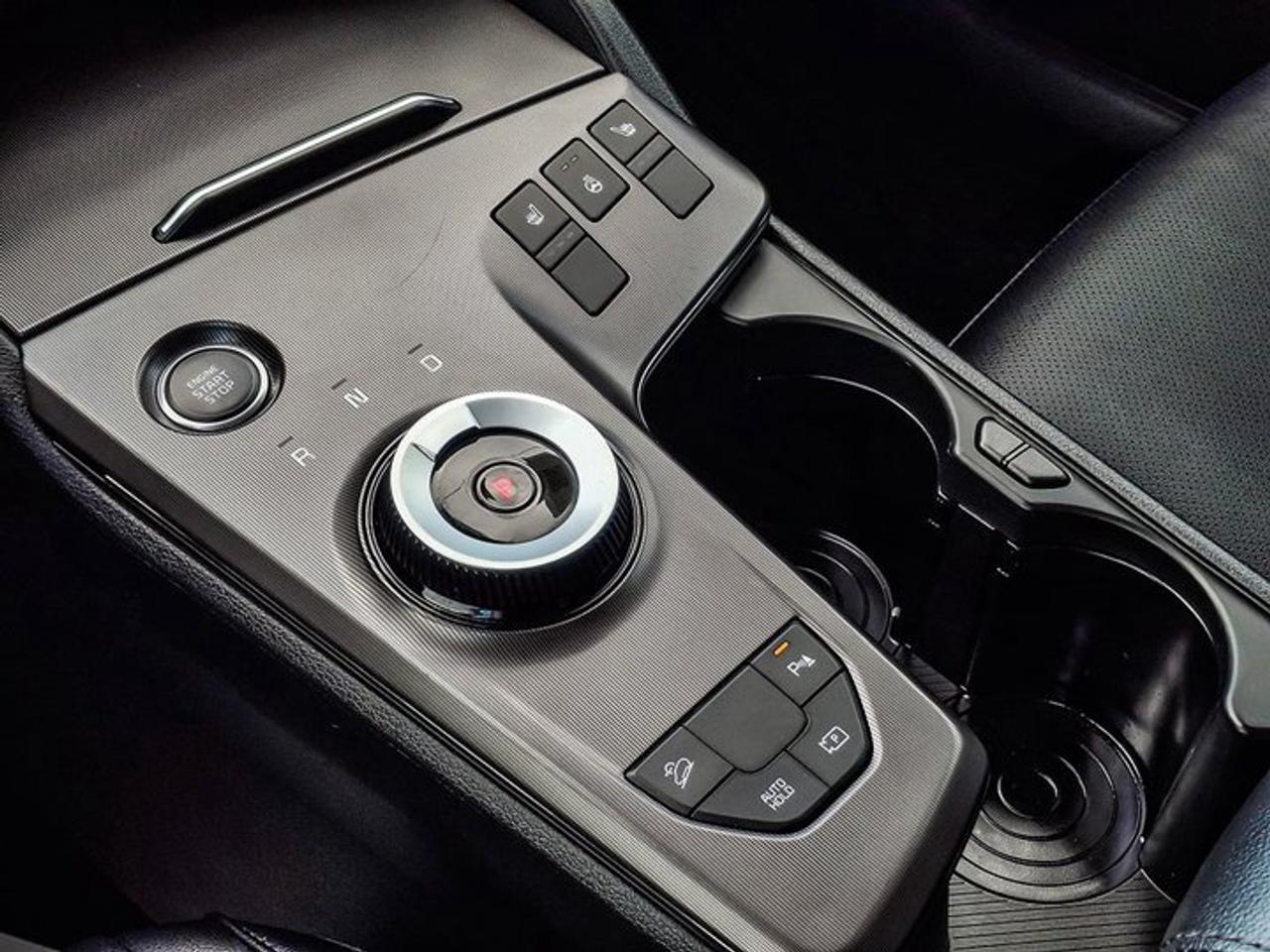 2026 Kia Sportage Hybrid EX AWD | Leather | Nav | Smart Cruise | Power Seat | FCA | Heated Wheel + Seats | and More ! Photo