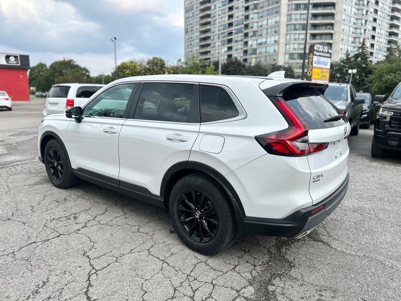 2025 Honda CR-V EX-L Hybrid Photo