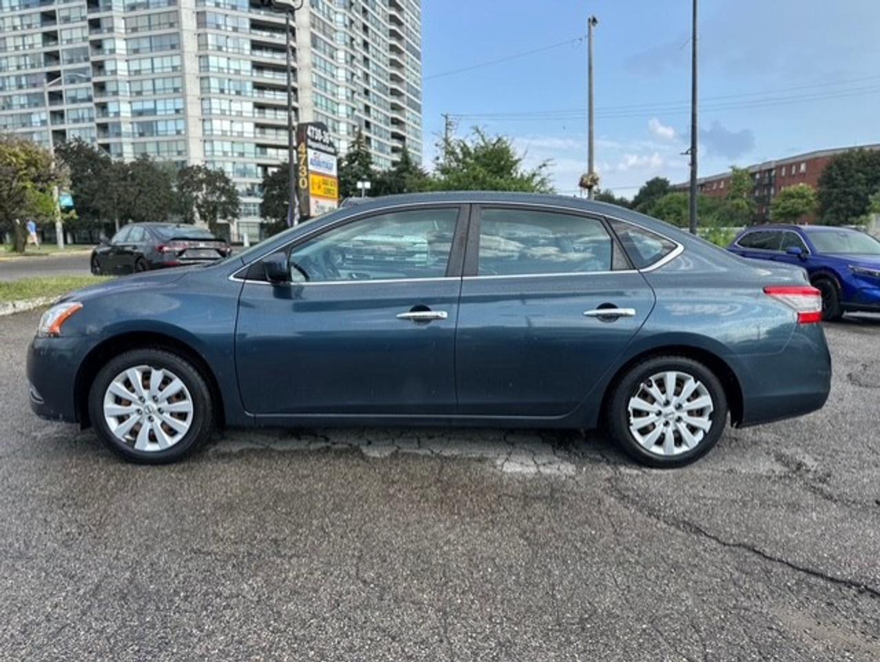 2014 Nissan Sentra SV Photo