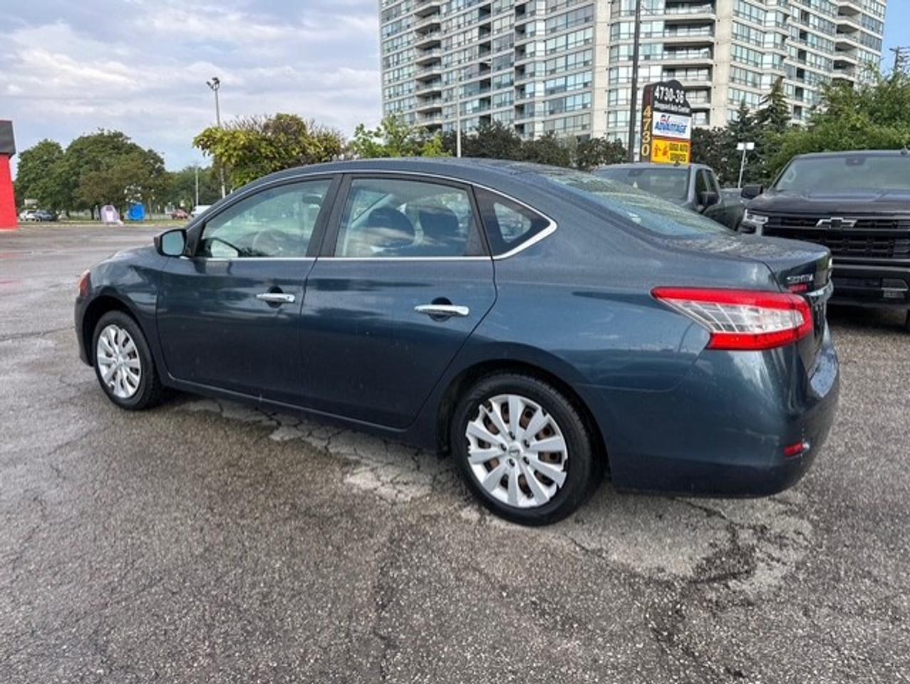 2014 Nissan Sentra SV Photo