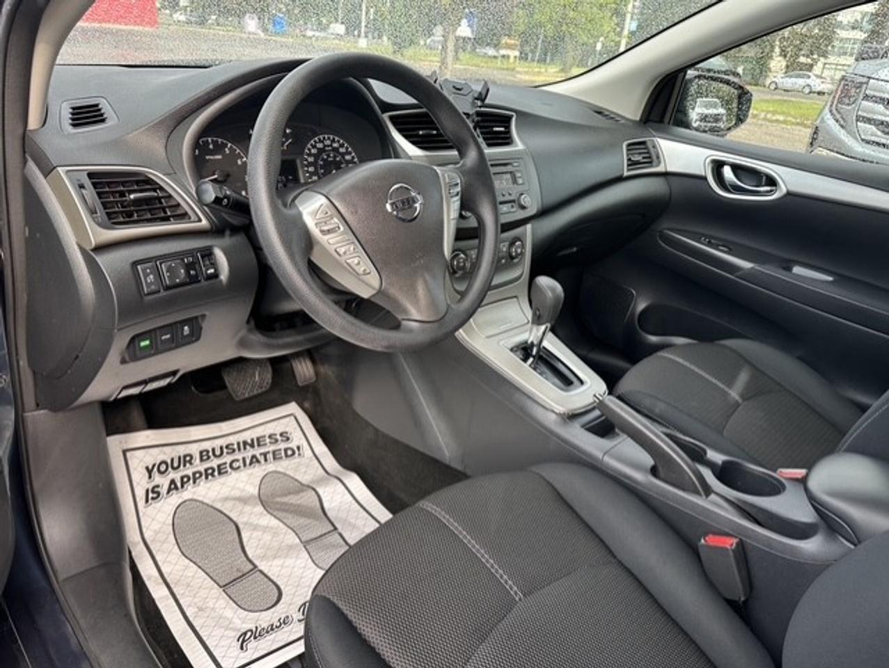2014 Nissan Sentra SV Photo