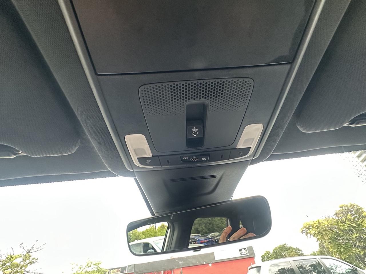2014 Nissan Sentra SV Photo