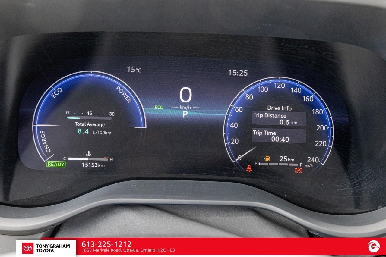 2026 Toyota Sienna XLE 8-Passenger Photo