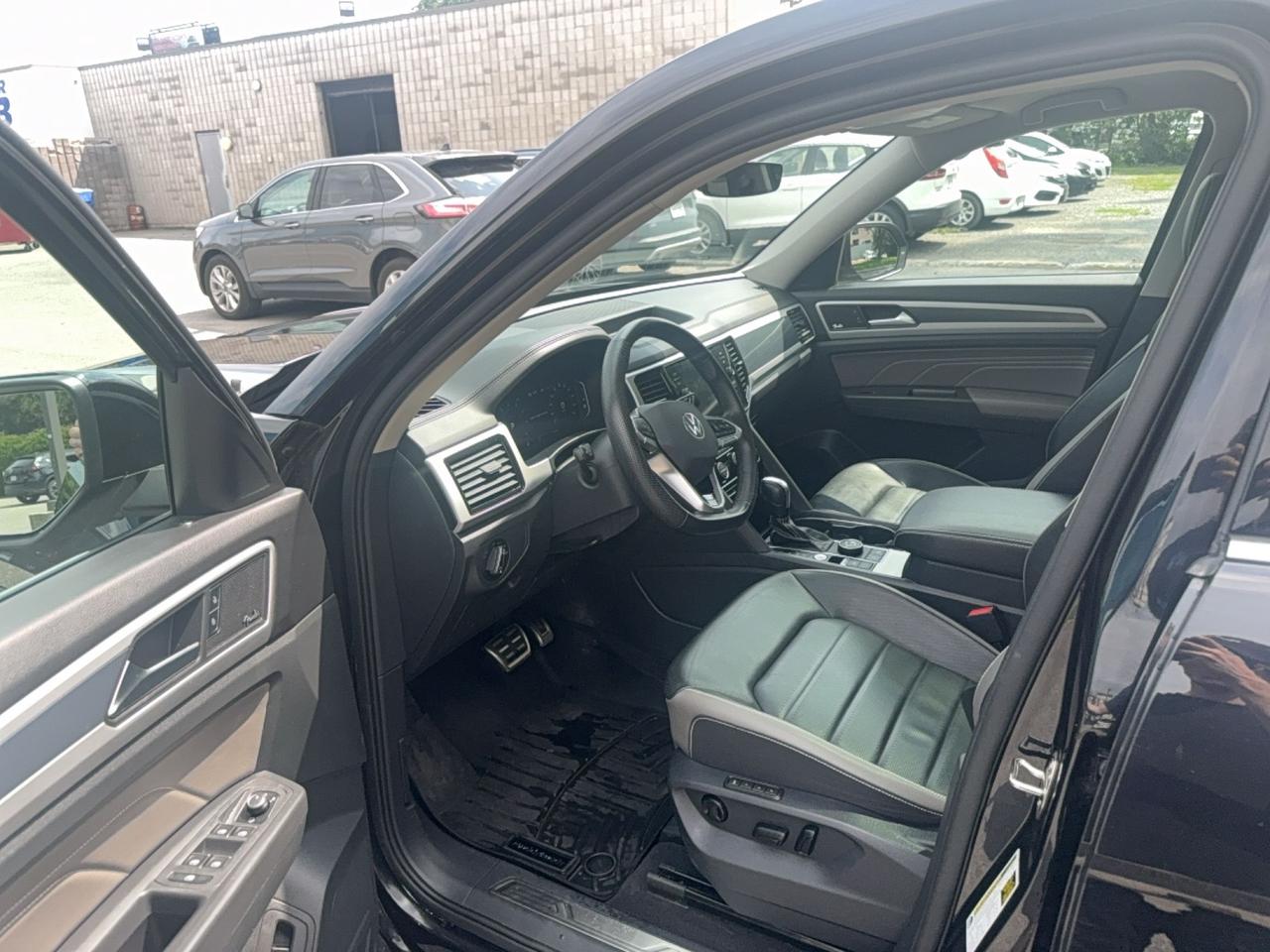 2023 Volkswagen Atlas EXECLINE