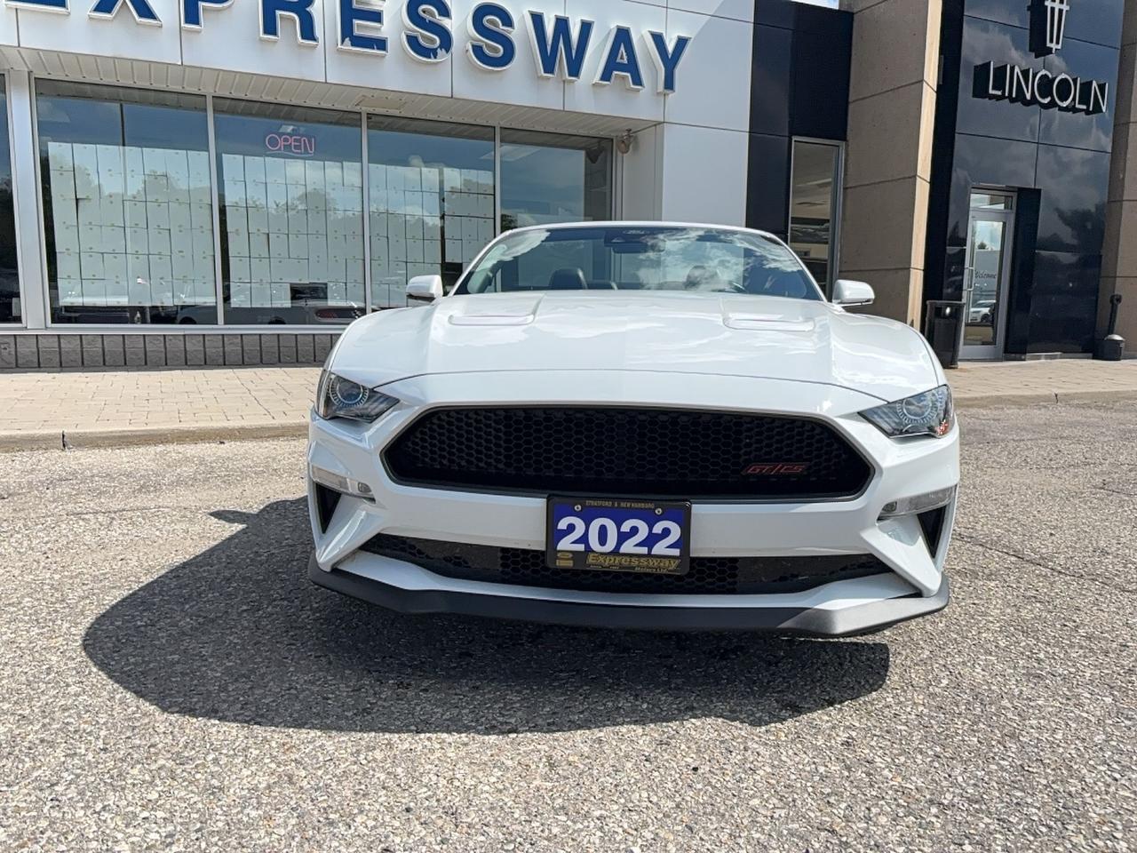 2022 Ford Mustang CONVERTIBLE! CALIFORNIA SPECIAL! 5L! 450-HP! Photo2