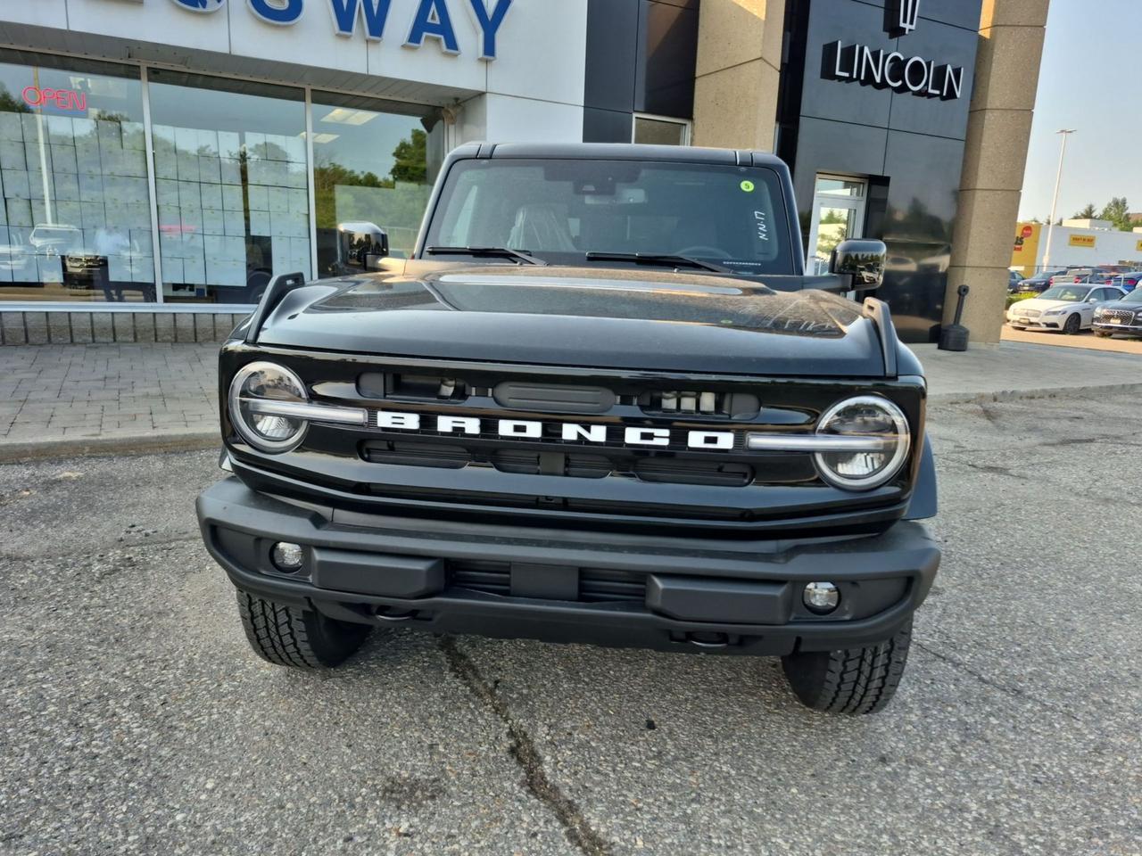 2026 Ford Bronco OUTER BANKS 4 DOOR 4X4, HARDTOP Photo1