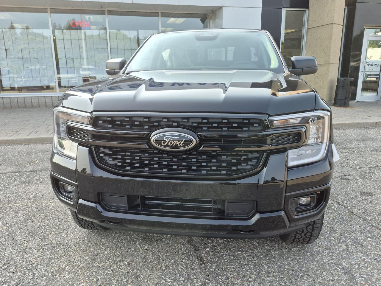 2026 Ford Ranger XLT 4WD SuperCrew 5' Box Photo4
