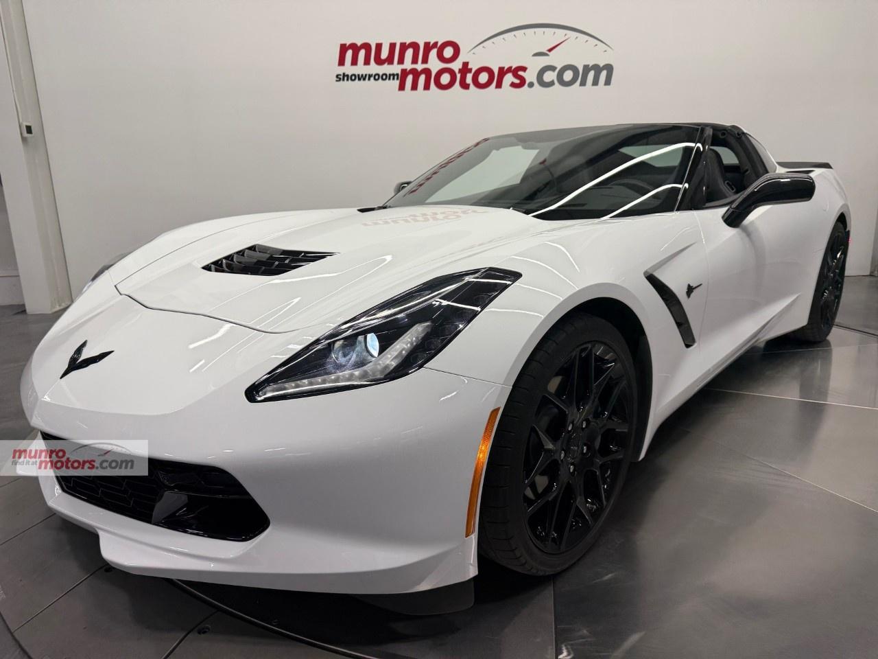 2019 Chevrolet Corvette Stingray Coupe 3LT Photo3