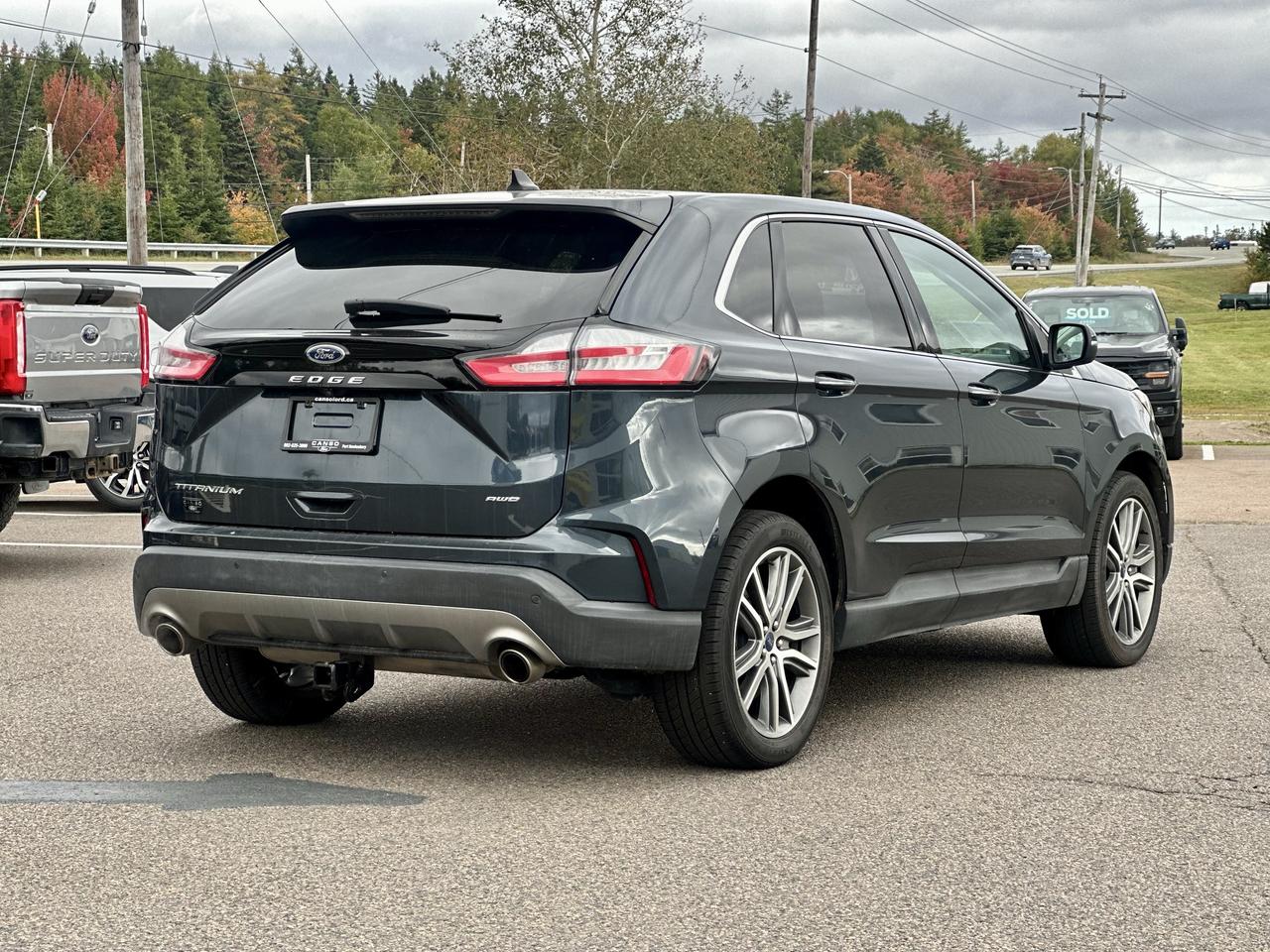 2022 Ford Edge TITANIUM AWD W/NEW FRONT PADS AND ROTORS! Photo4
