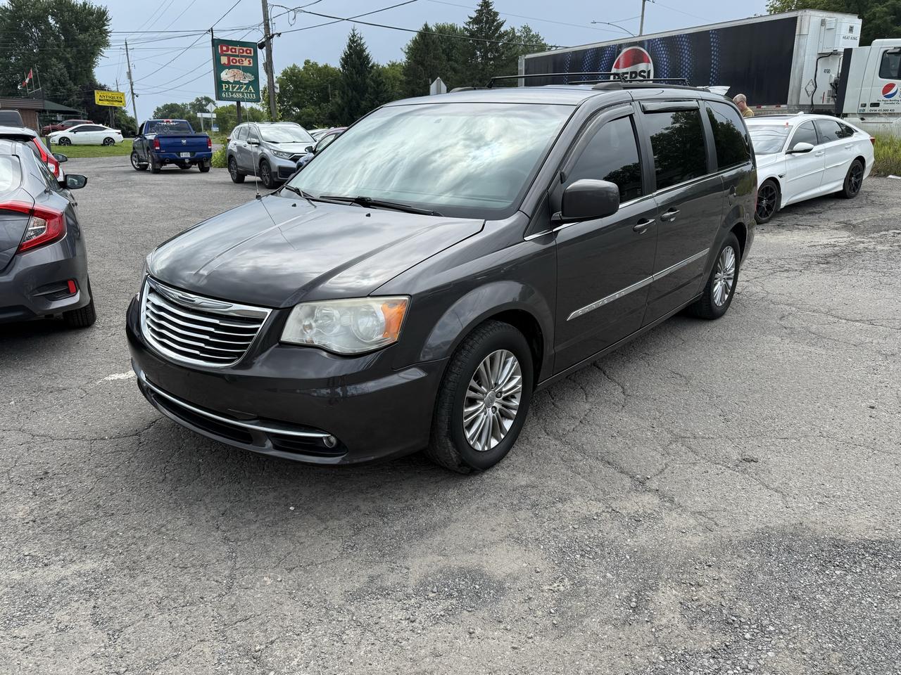 2016 Chrysler Town & Country