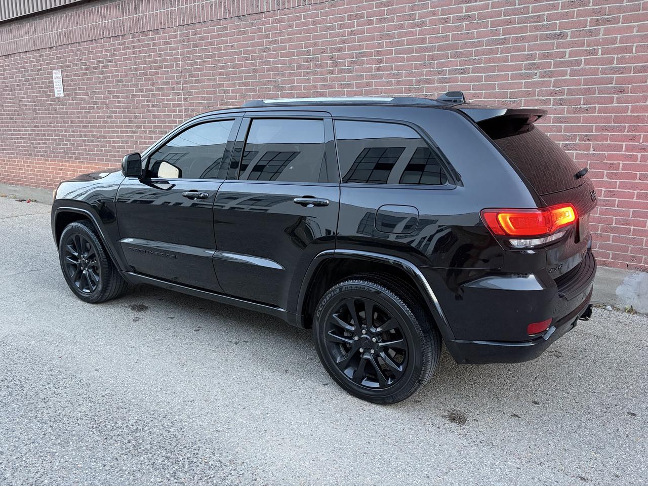 2021 Jeep Grand Cherokee Altitude Photo