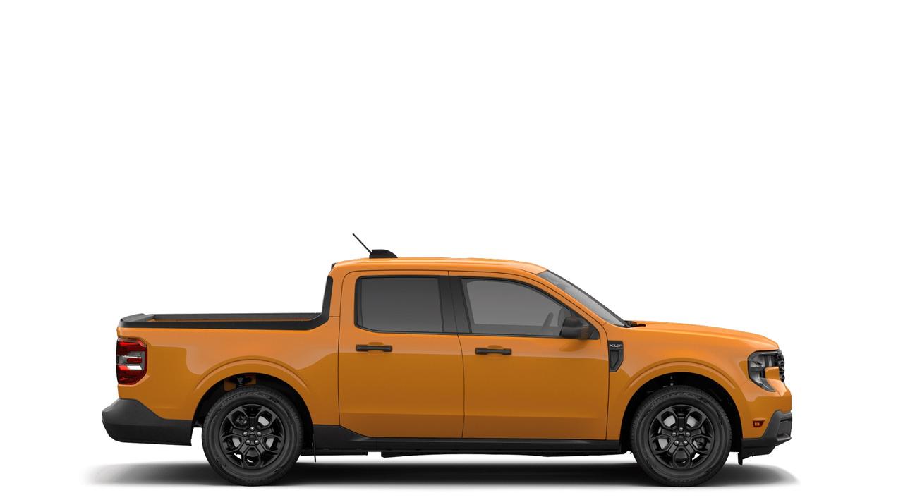 2026 Ford Maverick XLT Photo4