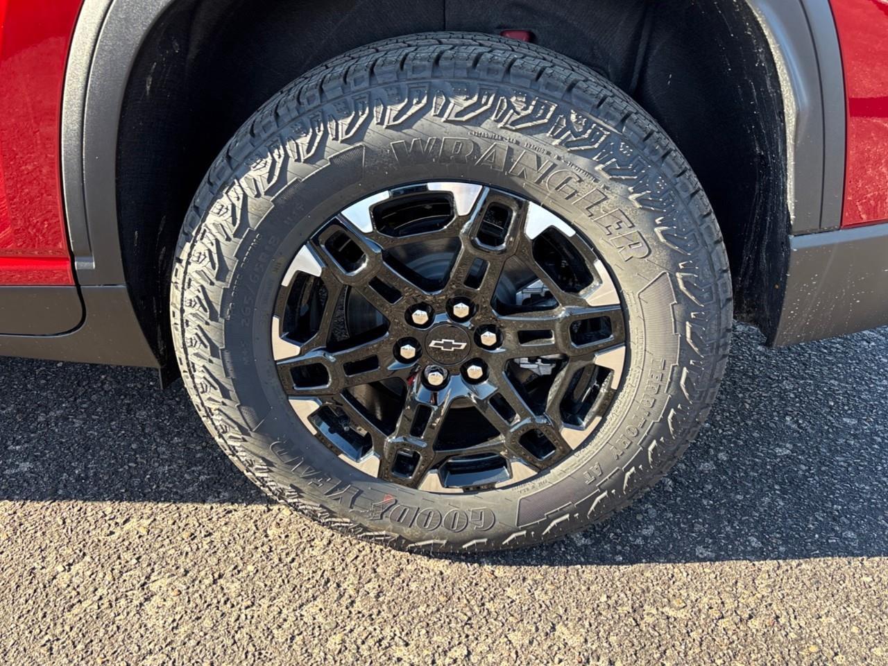 2027 Chevrolet Traverse Z71 New Rugged 7 Passenger AWD SUV with Advanced Twin-Clutch AWD System, Panoramic Sunroof, Heated Front Seats, Heated Steering Wheel, Adaptive Cruise Control, Hands Free Power Liftgate, 11 Drivers Inform Photo