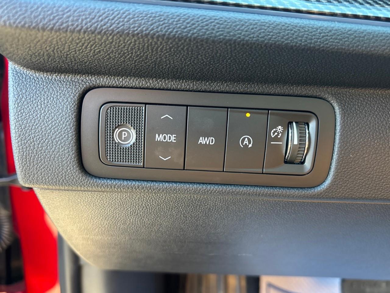 2027 Chevrolet Traverse Z71 New Rugged 7 Passenger AWD SUV with Advanced Twin-Clutch AWD System, Panoramic Sunroof, Heated Front Seats, Heated Steering Wheel, Adaptive Cruise Control, Hands Free Power Liftgate, 11 Drivers Inform Photo