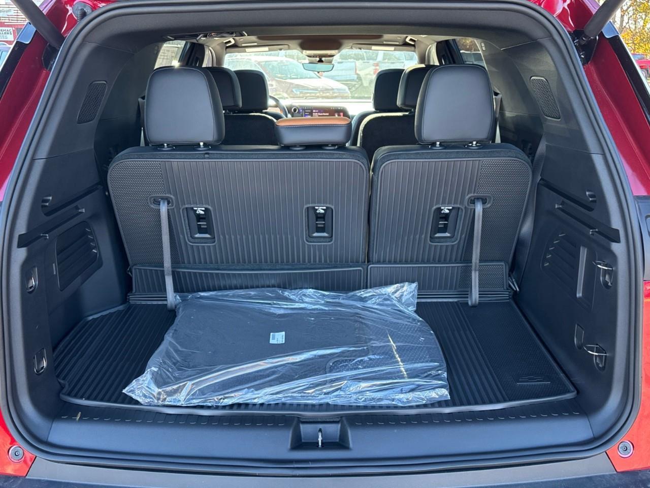 2027 Chevrolet Traverse Z71 New Rugged 7 Passenger AWD SUV with Advanced Twin-Clutch AWD System, Panoramic Sunroof, Heated Front Seats, Heated Steering Wheel, Adaptive Cruise Control, Hands Free Power Liftgate, 11 Drivers Inform Photo