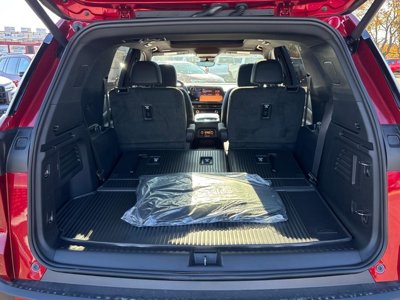 2027 Chevrolet Traverse Z71 New Rugged 7 Passenger AWD SUV with Advanced Twin-Clutch AWD System, Panoramic Sunroof, Heated Front Seats, Heated Steering Wheel, Adaptive Cruise Control, Hands Free Power Liftgate, 11 Drivers Inform Photo