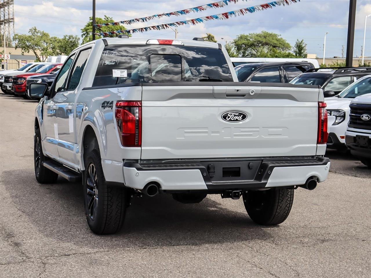 2026 Ford F-150 XLT Photo4