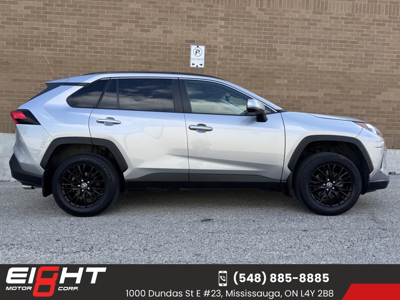 2022 Toyota RAV4 XLE AWD Photo