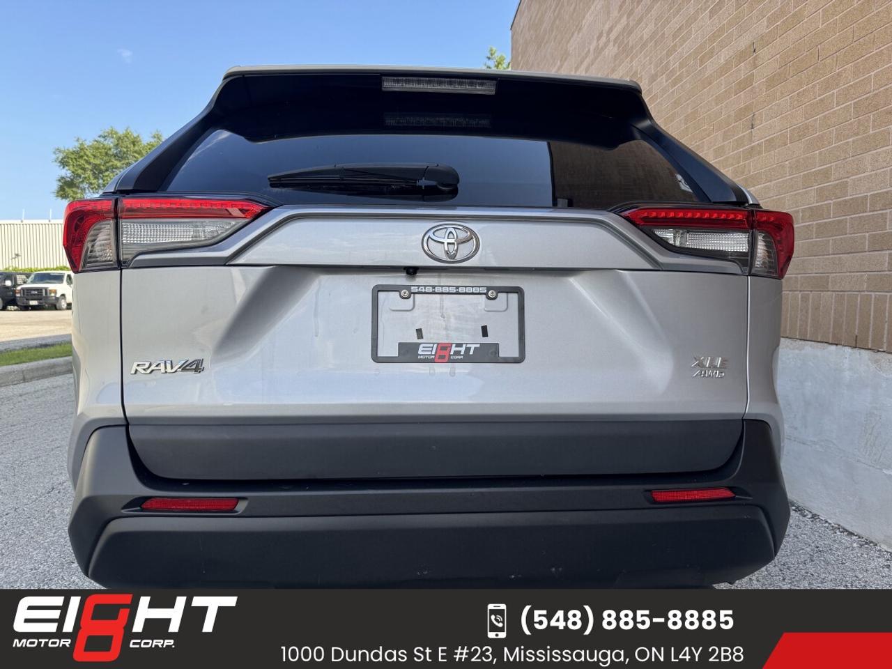 2022 Toyota RAV4 XLE AWD Photo