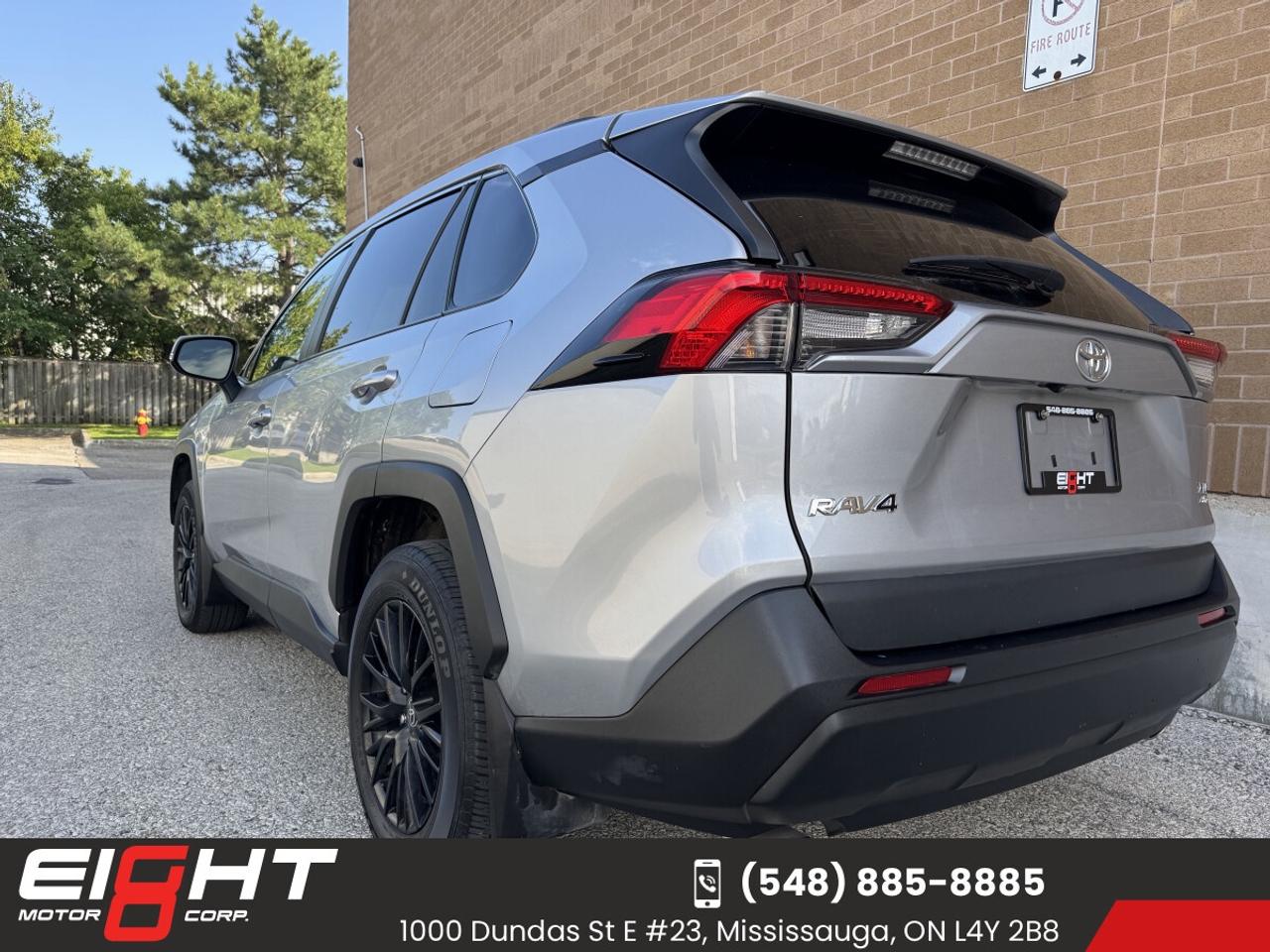 2022 Toyota RAV4 XLE AWD Photo
