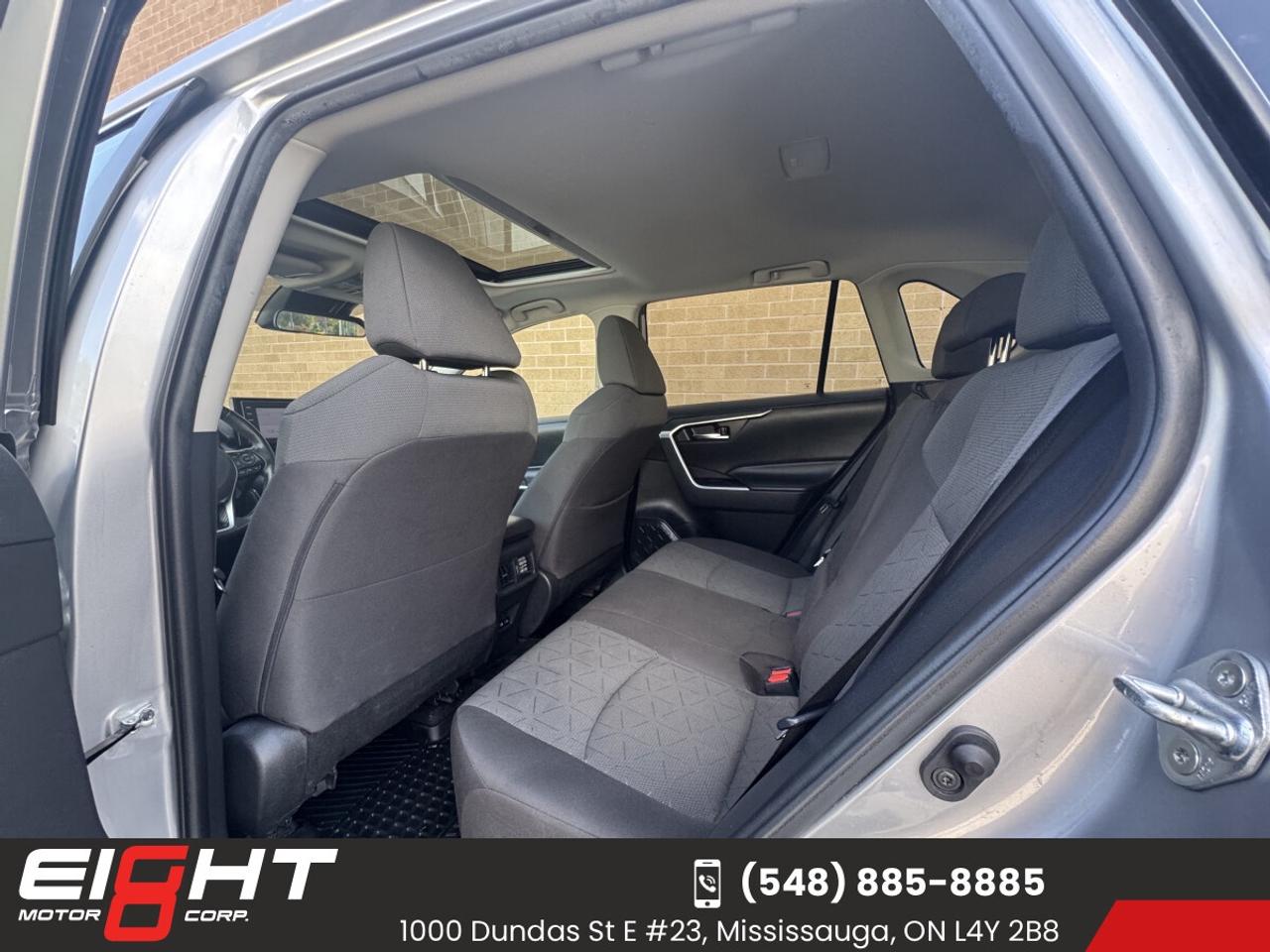 2022 Toyota RAV4 XLE AWD Photo