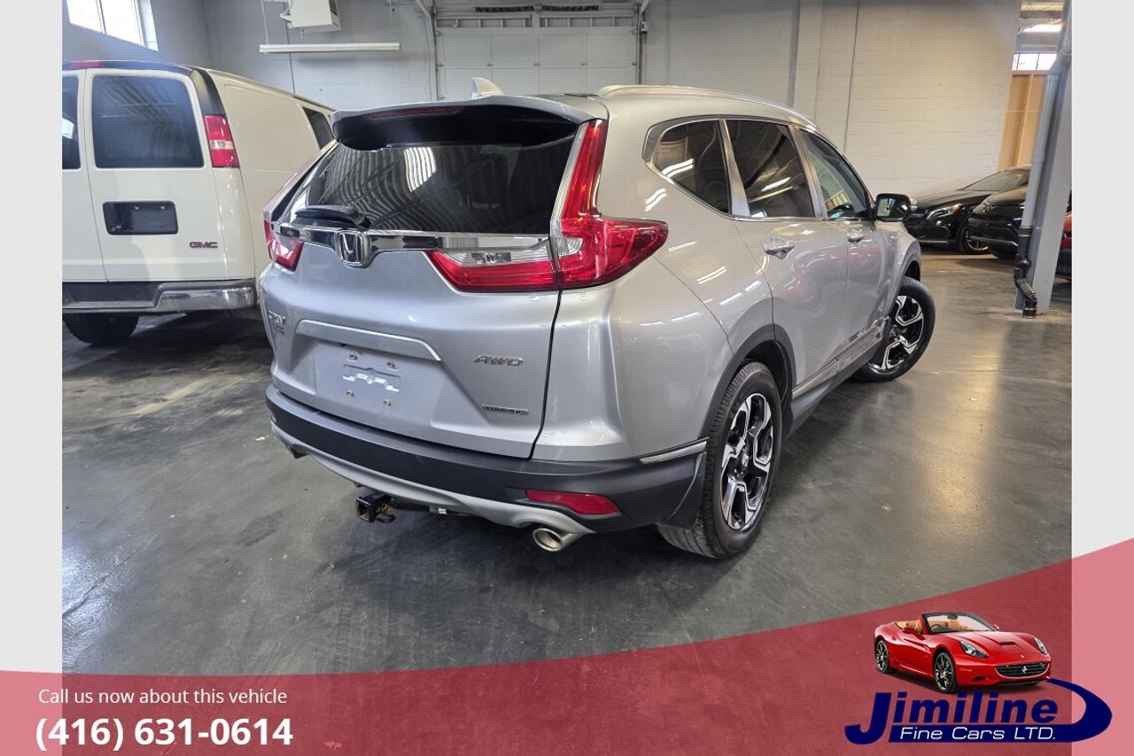 2019 Honda CR-V Touring Photo2