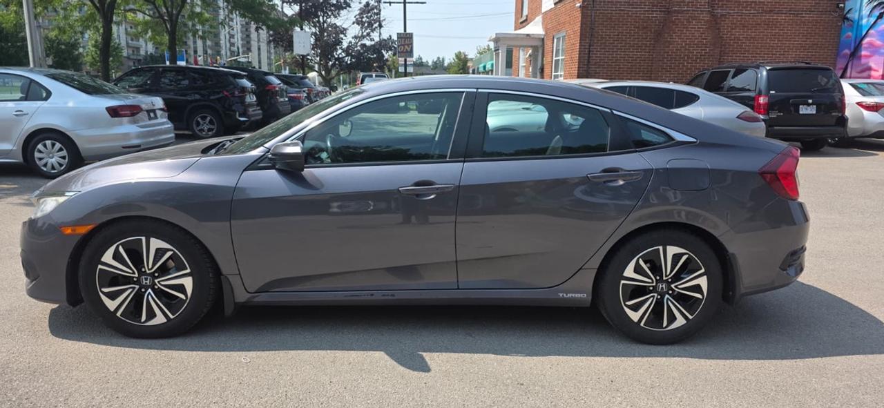 2017 Honda Civic EX T Photo