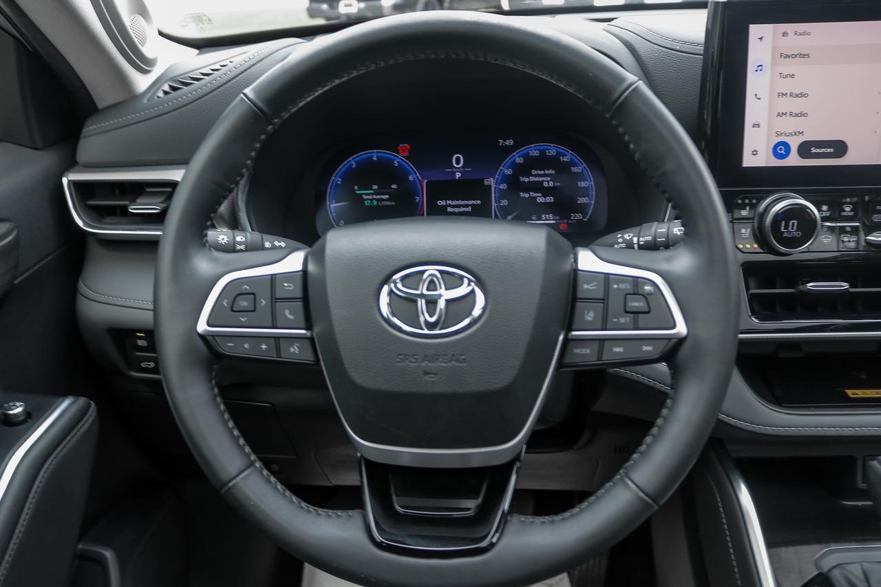 2024 Toyota Highlander Limited 4dr All-Wheel Drive Photo