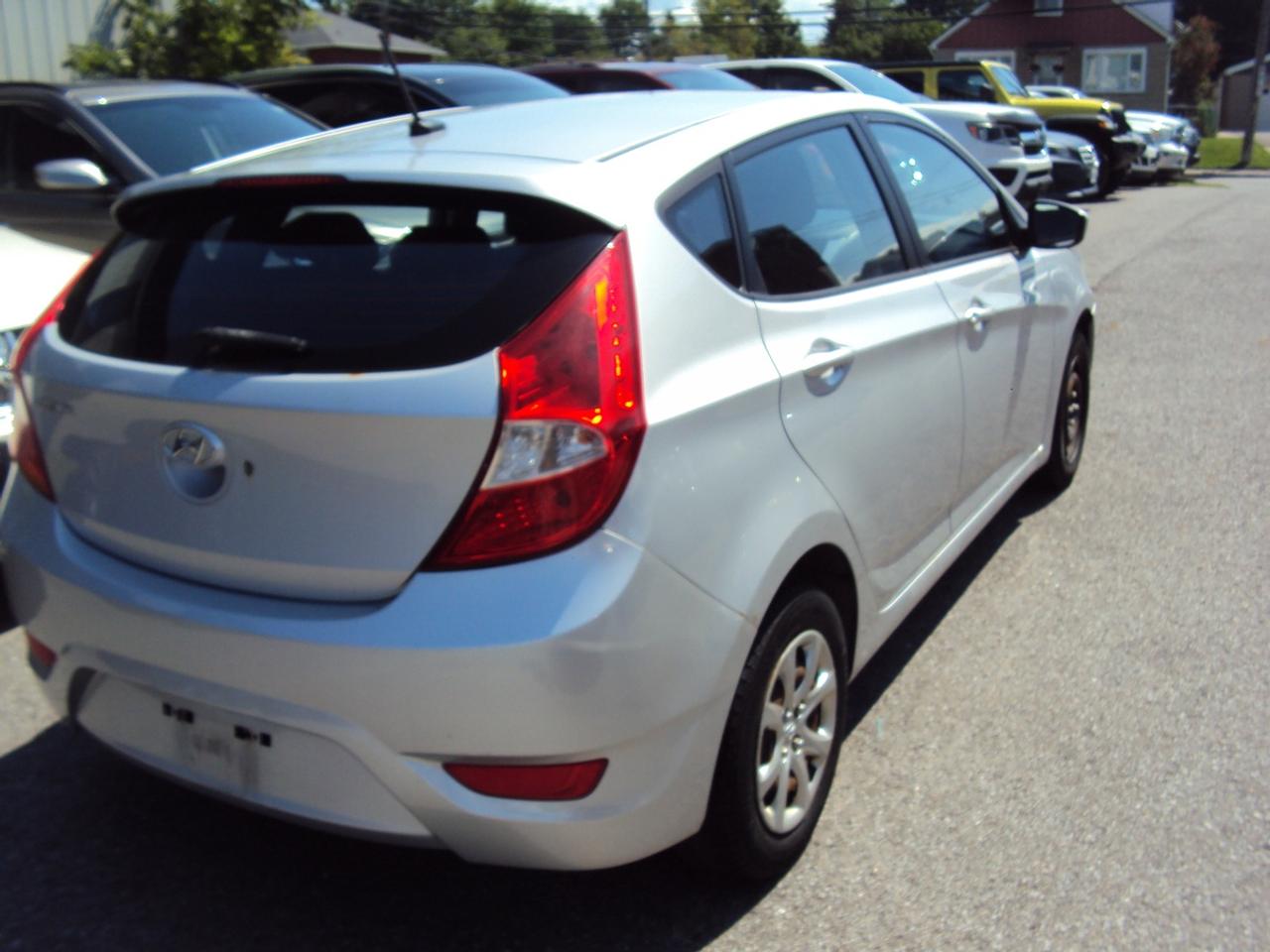 2014 Hyundai Accent GS Photo