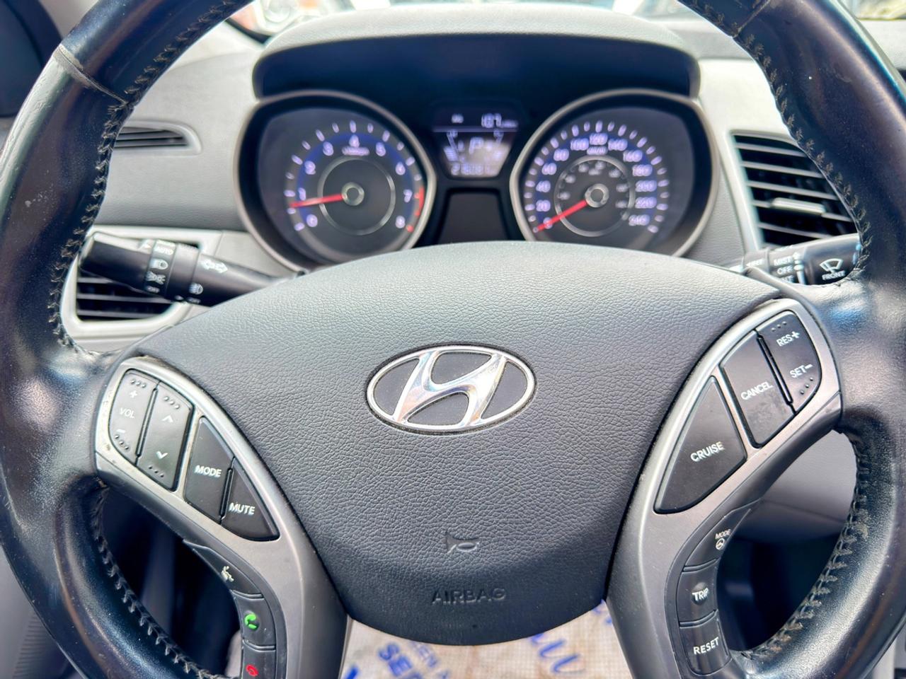 2014 Hyundai Elantra GLS Photo