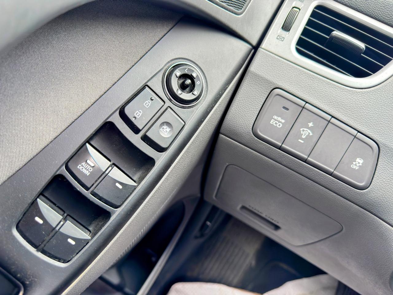 2014 Hyundai Elantra GLS Photo
