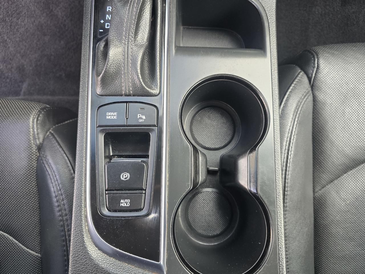 2016 Hyundai Sonata LIMITED Photo