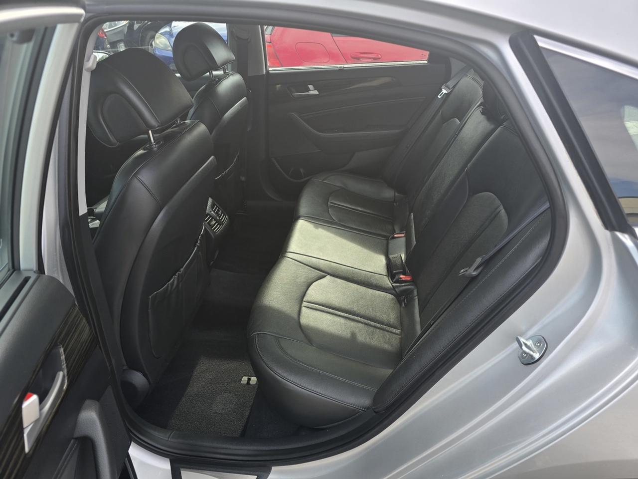 2016 Hyundai Sonata LIMITED Photo