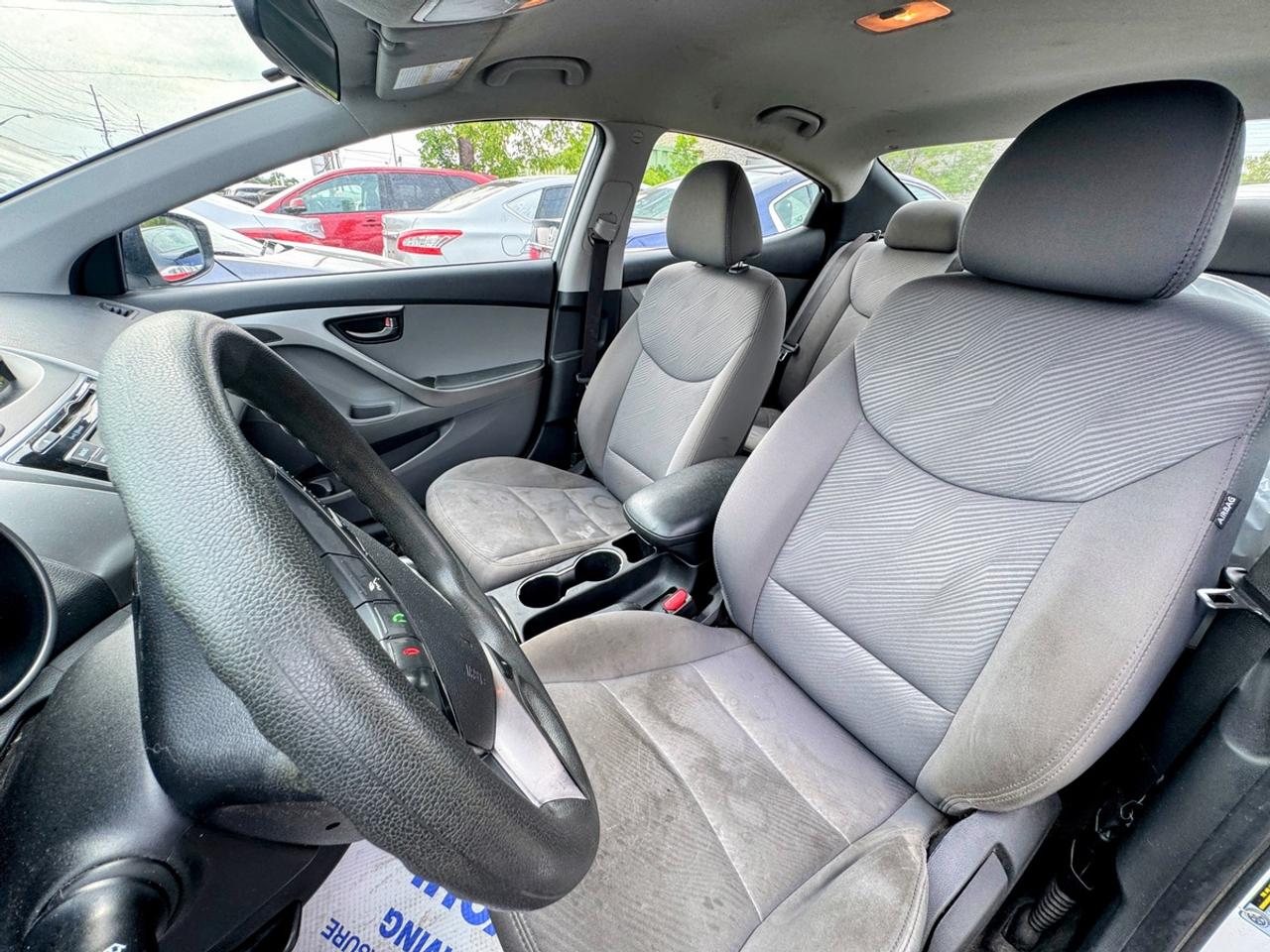 2013 Hyundai Elantra GLS Photo