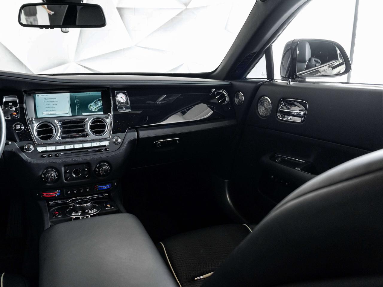 2017 Rolls-Royce Wraith  Photo