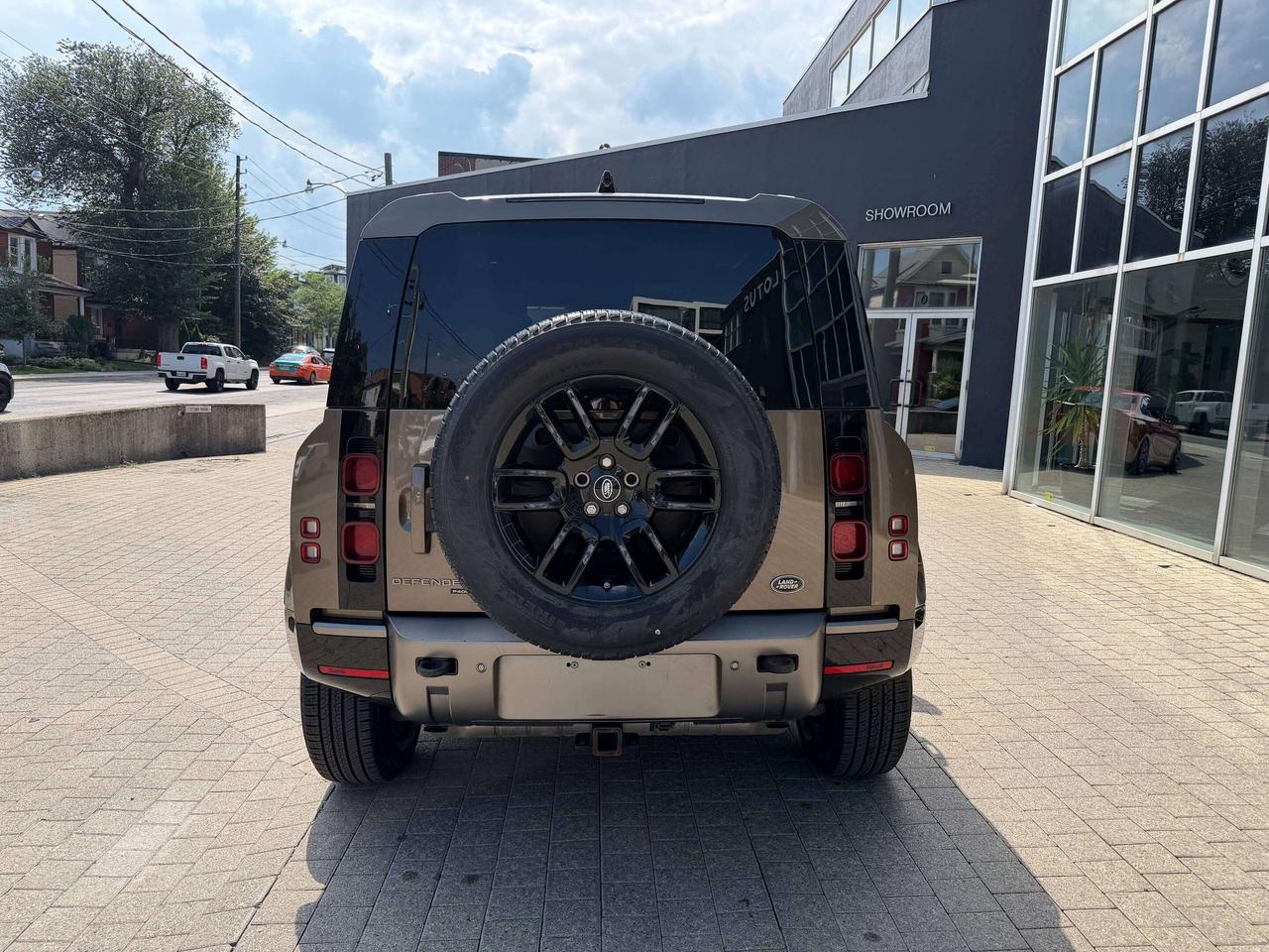2021 Land Rover Defender X-Dynamic S Photo